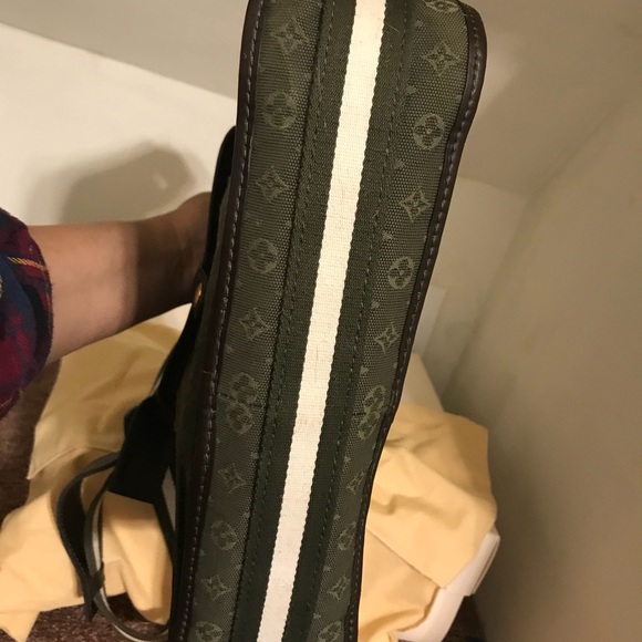 Louis Vuitton messenger bag - Picture 8 of 8